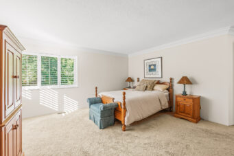 5219 Headland Drive